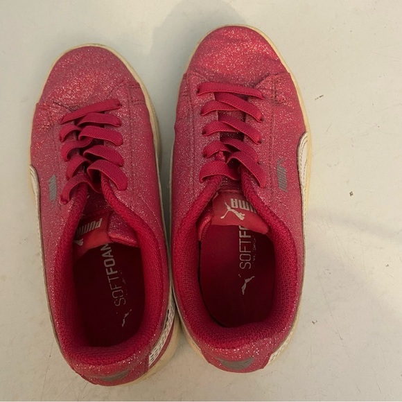 🛍️3/$30 Puma kids girls  pink glittery slip on elastic lace up shoes in size 1 - Picture 7 of 8